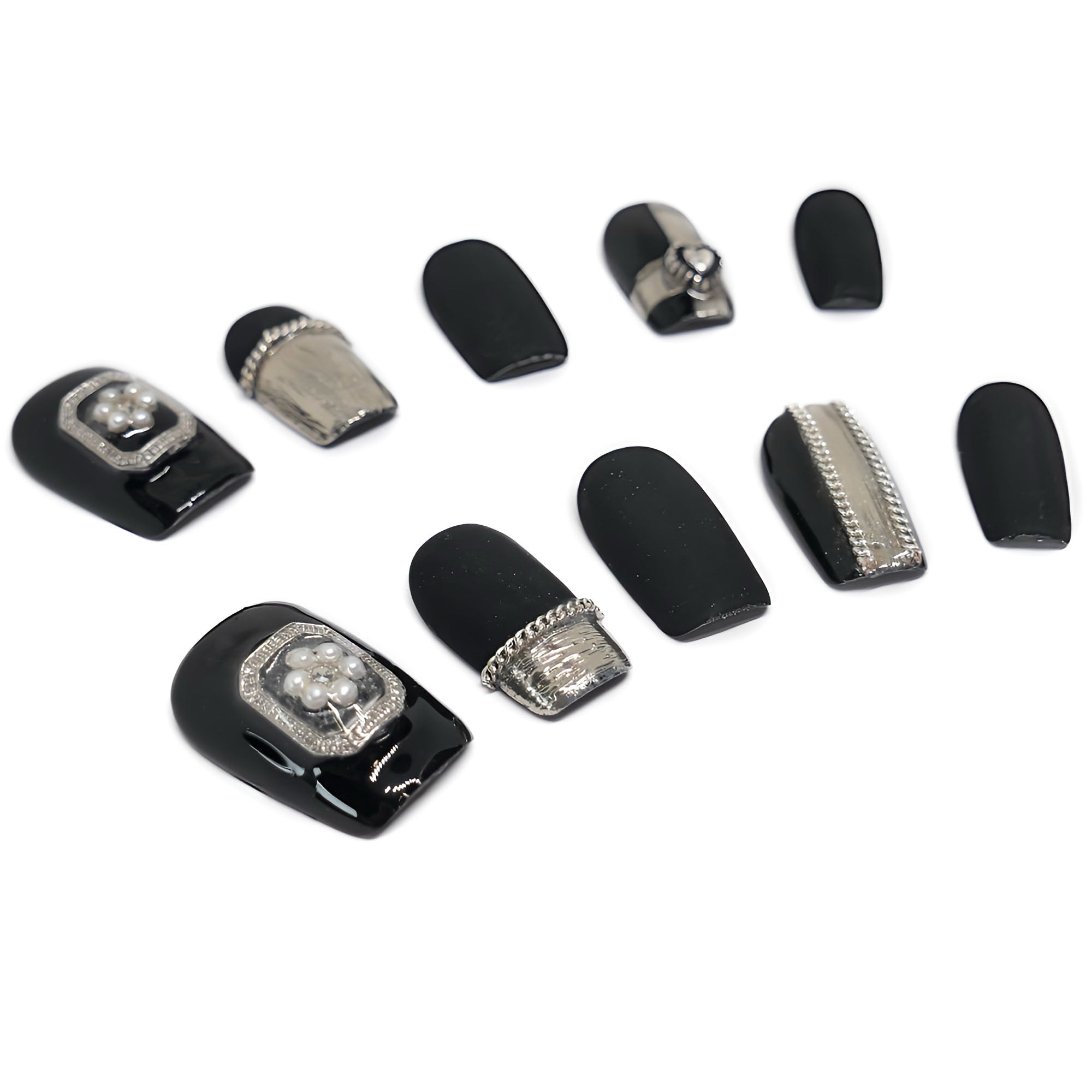 press-on-nails-metallic-darkness-4133