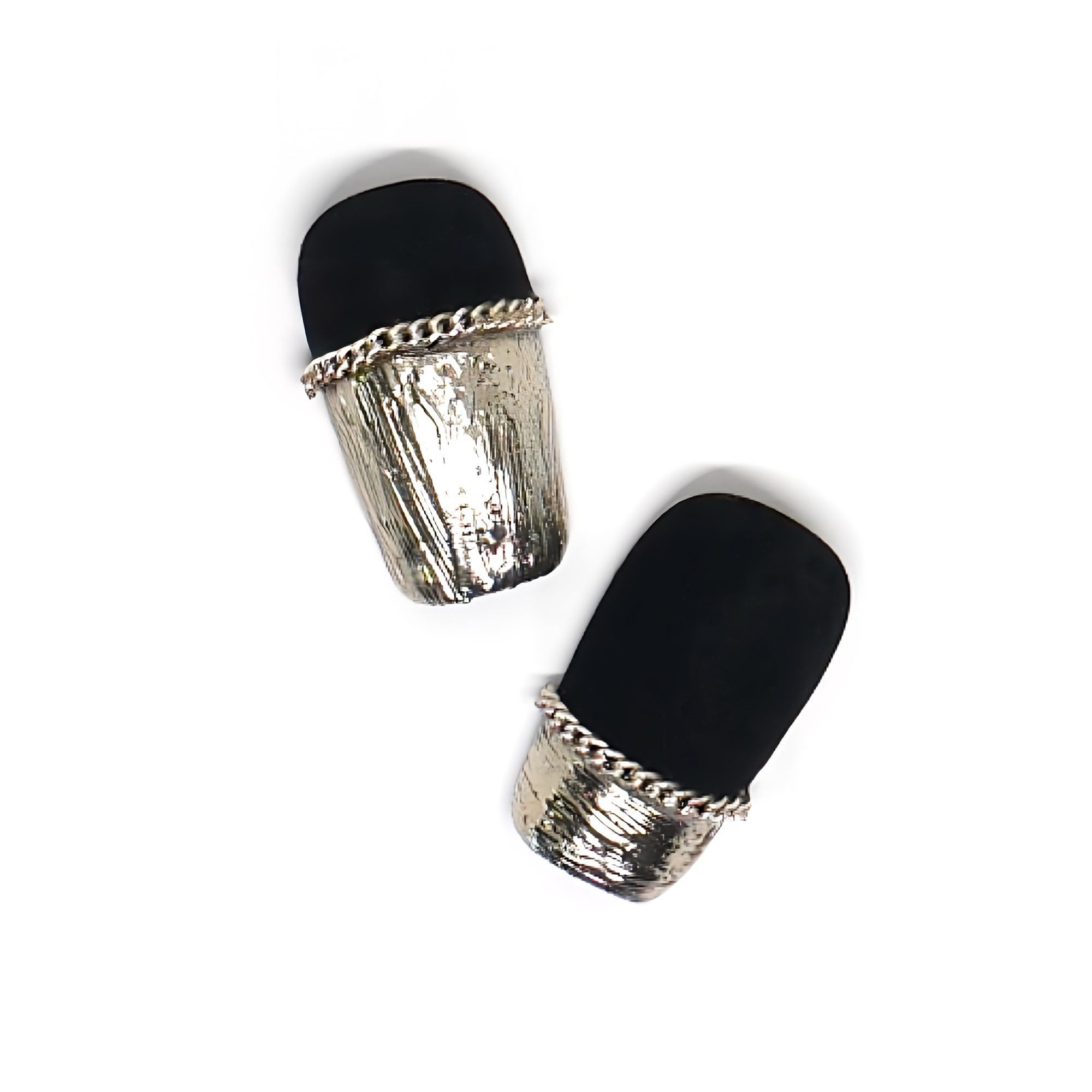 press-on-nails-metallic-darkness-4133