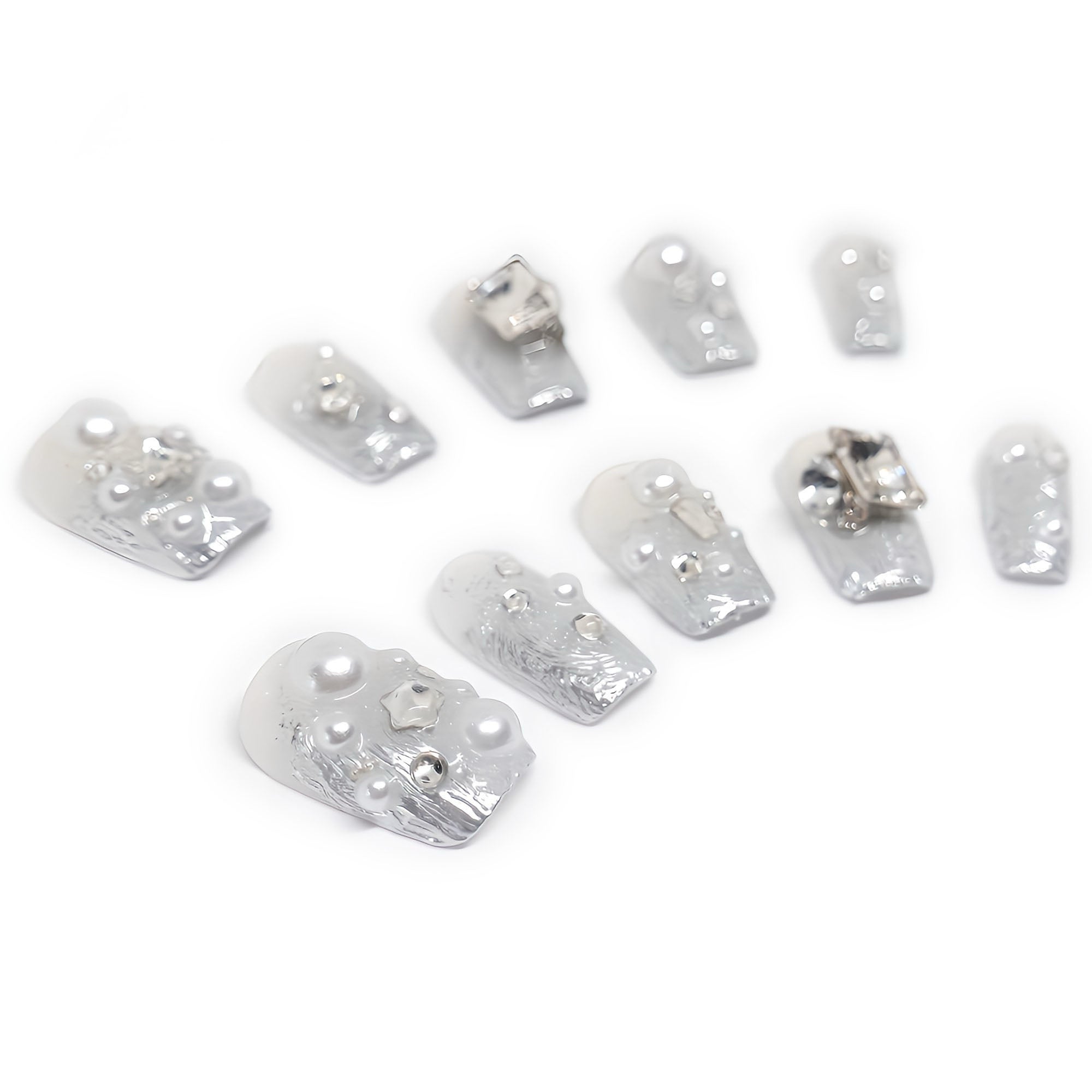 press-on-nails-pearly-lights-5654