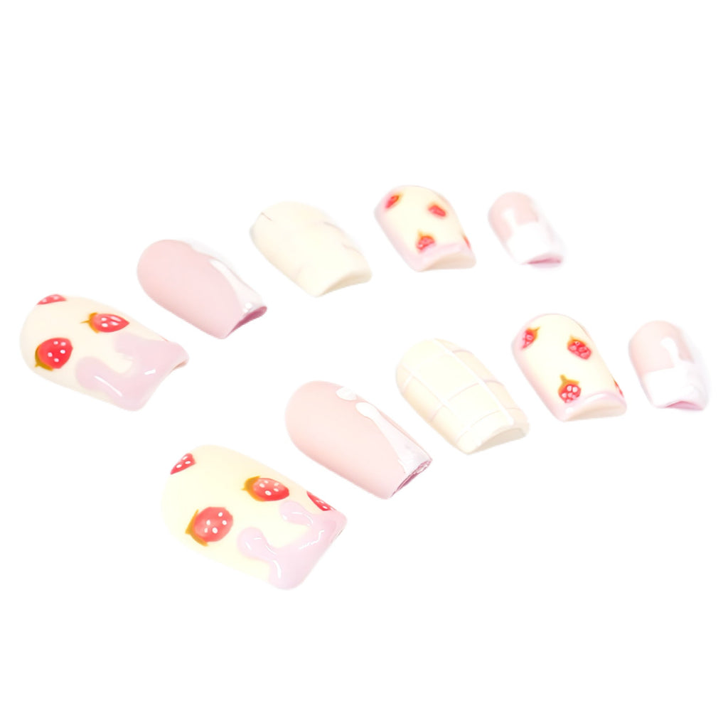 press-on-nails-strawberry-cream-3794